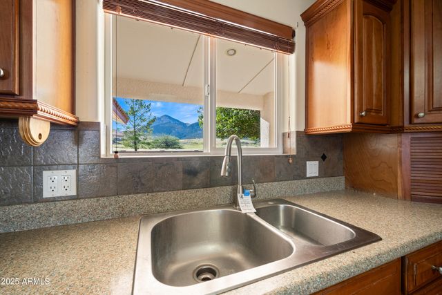 6603 E RENEGADE Trail, Hereford, AZ 85615