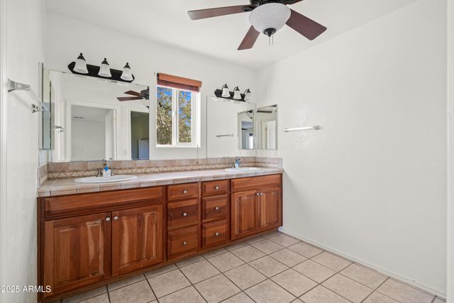 6603 E RENEGADE Trail, Hereford, AZ 85615