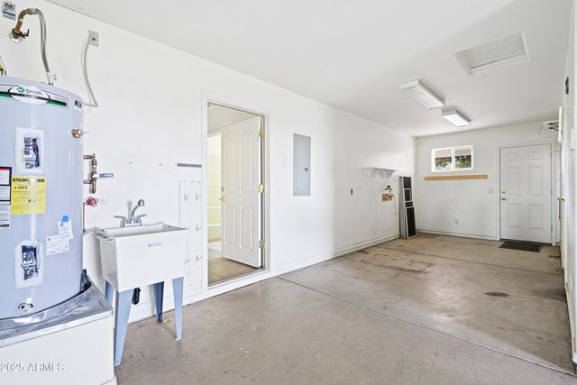 6603 E RENEGADE Trail, Hereford, AZ 85615