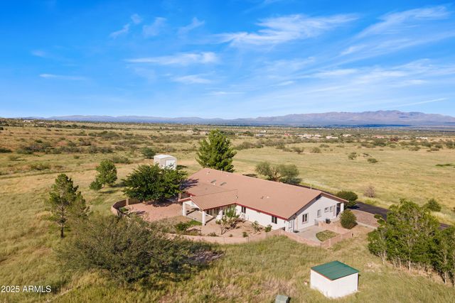 6603 E RENEGADE Trail, Hereford, AZ 85615