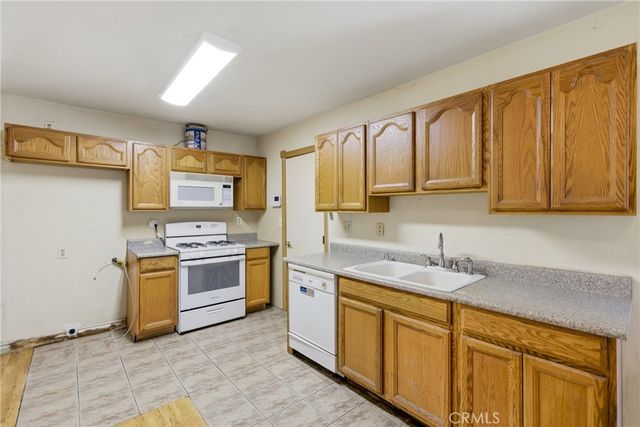 27200 La Prada, Menifee, CA 92586