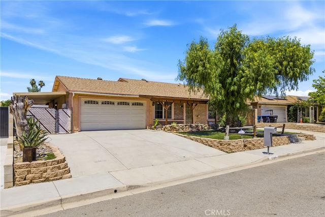 27200 La Prada, Menifee, CA 92586