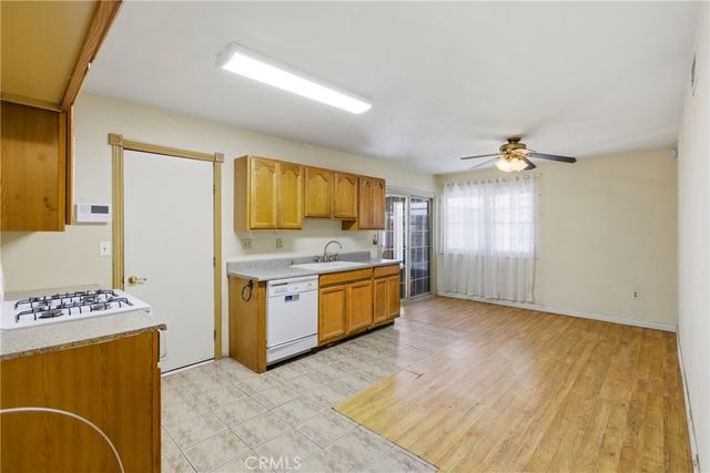 27200 La Prada, Menifee, CA 92586