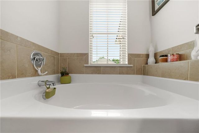 5888 Radford Loop, Fairburn, GA 30213