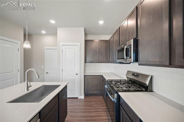 11833 Lost Peak Lane, Colorado Springs, CO 80925