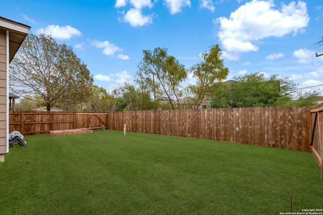 3502 Penta Fields, Converse, TX 78109