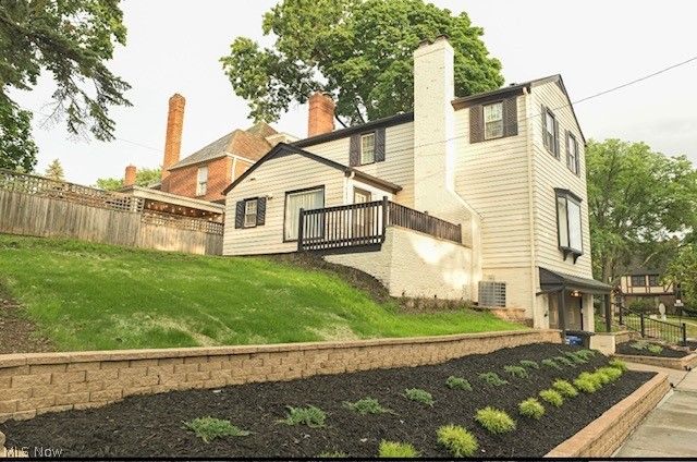 17707 Lomond Boulevard, Shaker Heights, OH 44122