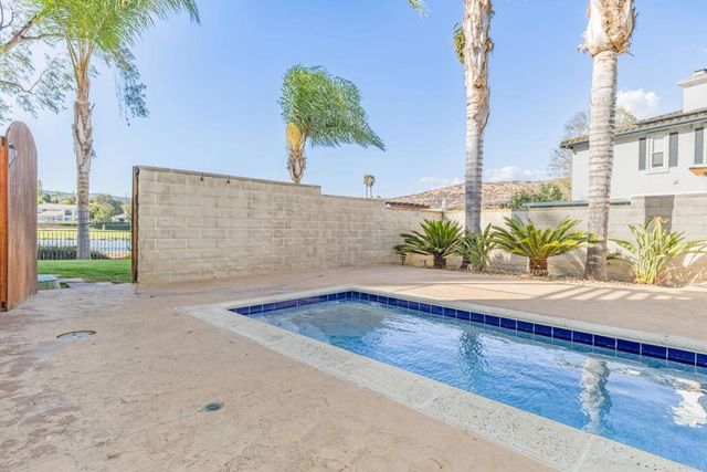 15536 Indian Head Ct, Ramona, CA 92065