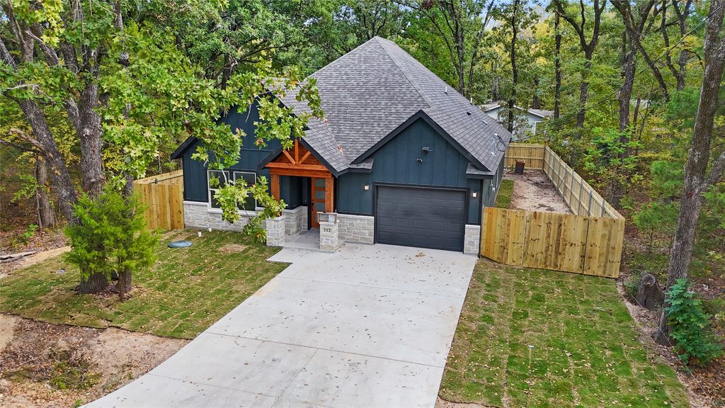 112 Guadalupe Street, Payne Springs, TX 75156