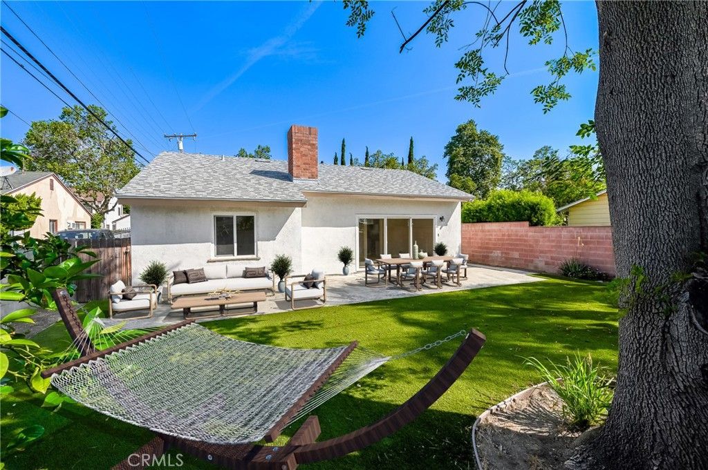 Image 21 of property listing at 9720 Workman Avenue, Temple City, CA 91780
