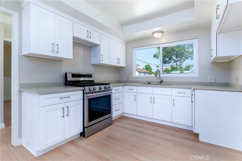 Image 34 of property listing at 9720 Workman Avenue, Temple City, CA 91780