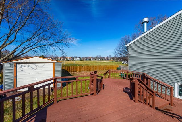 2725 Springdale Circle, Naperville, IL 60564