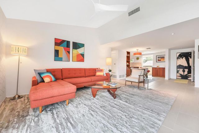 261 E La Verne Way N, Palm Springs, CA 92264