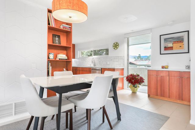 261 E La Verne Way N, Palm Springs, CA 92264