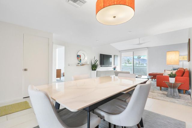 261 E La Verne Way N, Palm Springs, CA 92264