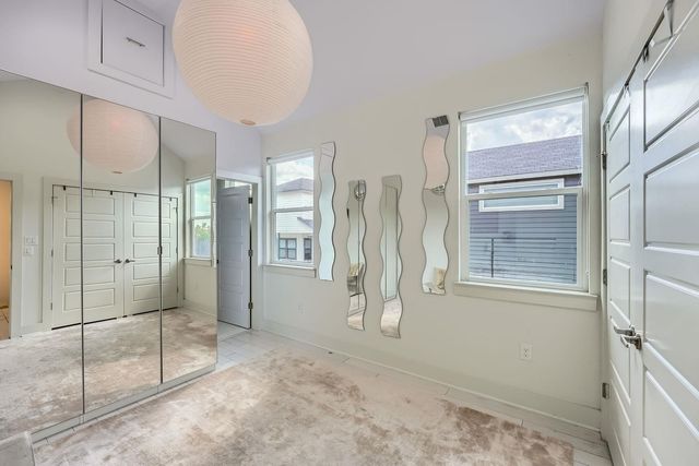 7311 Providence Ave B, Austin, TX 78752