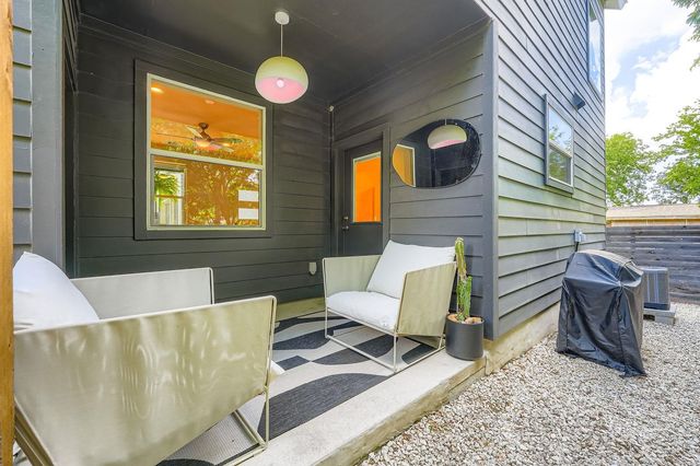 7311 Providence Ave B, Austin, TX 78752