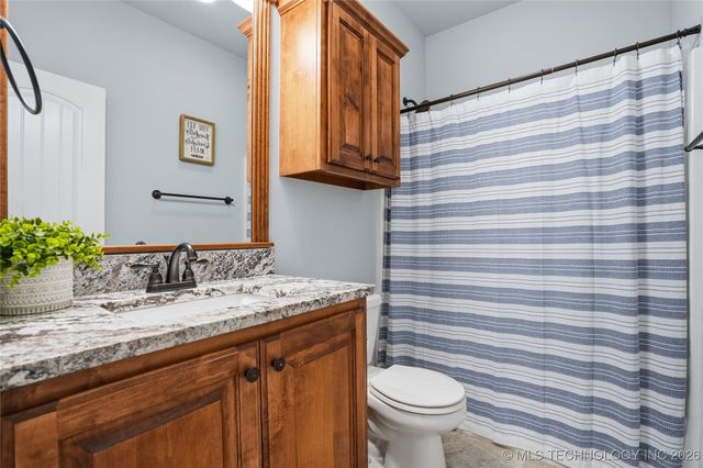 189 N Castle Street, Skiatook, OK 74070