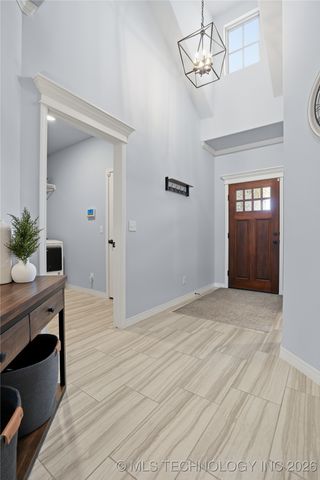 189 N Castle Street, Skiatook, OK 74070