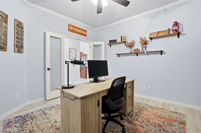 189 N Castle Street, Skiatook, OK 74070