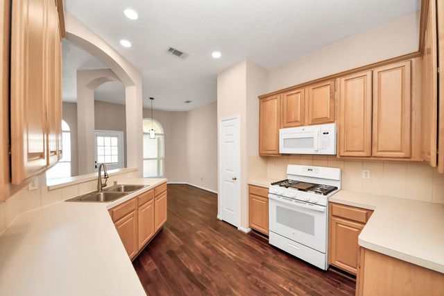 8214 Morning Dawn Drive, Houston, TX 77095