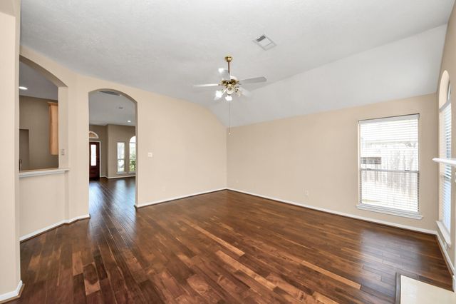 8214 Morning Dawn Drive, Houston, TX 77095