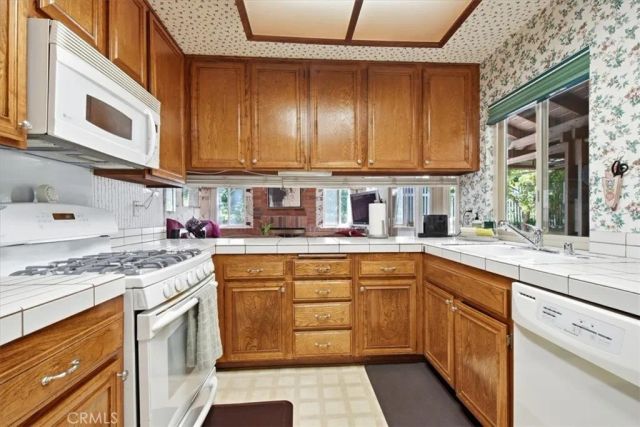 1879 Marian, Thousand Oaks, CA 91360
