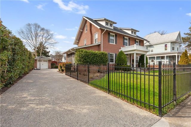 211 S Broad ST, Suffolk, VA 23434