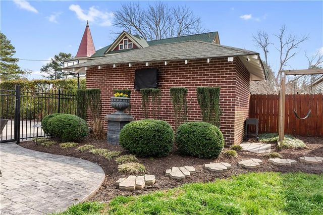 211 S Broad ST, Suffolk, VA 23434