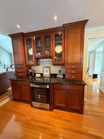 1 Brenton Wood Road, Hudson, MA 01749