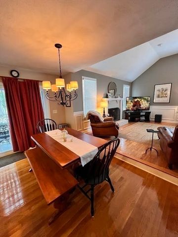 1 Brenton Wood Road, Hudson, MA 01749