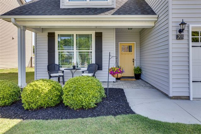 203 Streams Way, Anderson, SC 29625