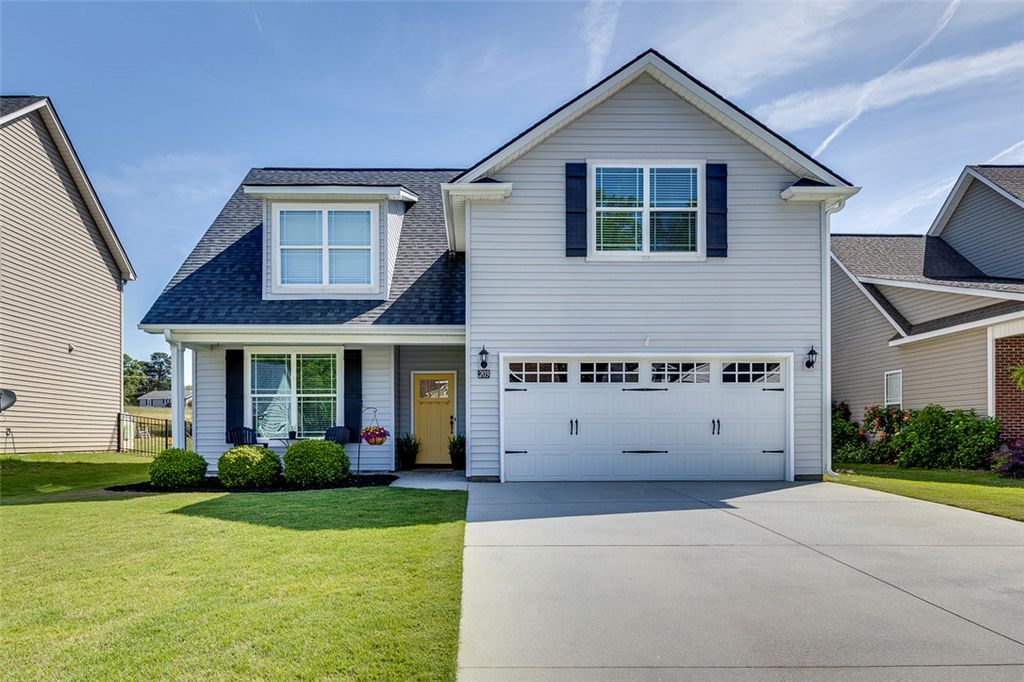 203 Streams Way, Anderson, SC 29625