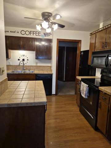 109 MCKINLEY AVENUE, Clintonville, WI 54929