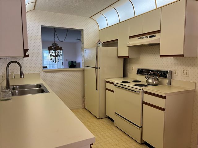 379 N Grove Isle Circle 379, Vero Beach, FL 32962