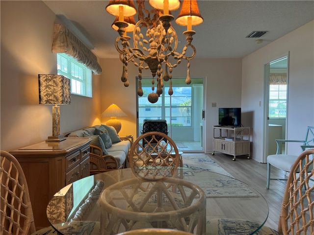 379 N Grove Isle Circle 379, Vero Beach, FL 32962