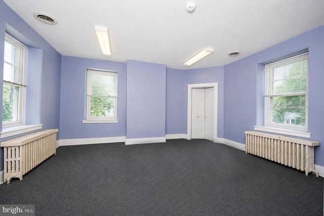 2600 WOODLAWN ST, Harrisburg, PA 17111