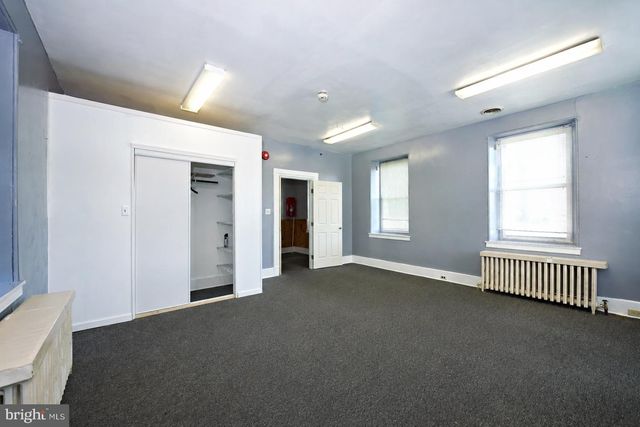 2600 WOODLAWN ST, Harrisburg, PA 17111