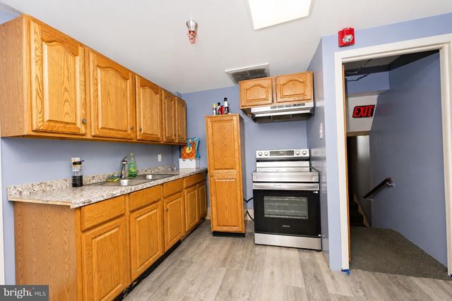 2600 WOODLAWN ST, Harrisburg, PA 17111