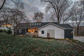 321 Riverview Drive, Ann Arbor, MI 48104
