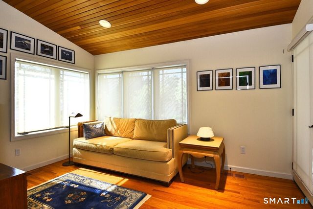12 Norwood Avenue, Milford, CT 06460
