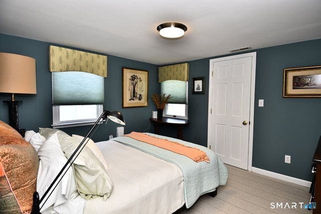 12 Norwood Avenue, Milford, CT 06460