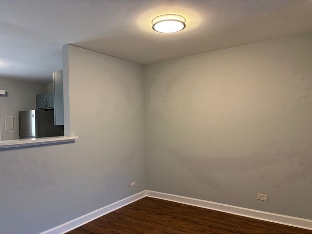 201 N Waters Edge Drive 101, Glendale Heights, IL 60139