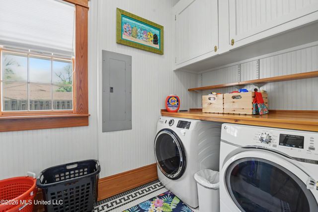 405 Carroll Avenue, Bay Saint Louis, MS 39520