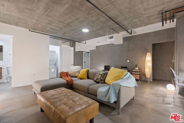 1244 14th Street E, Santa Monica, CA 90404