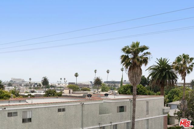 1244 14th Street E, Santa Monica, CA 90404