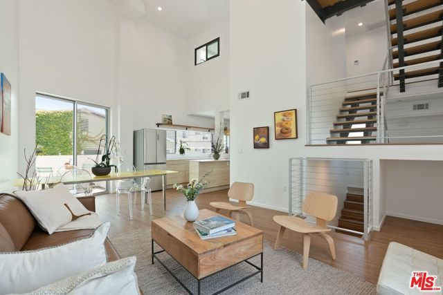 1244 14th Street E, Santa Monica, CA 90404