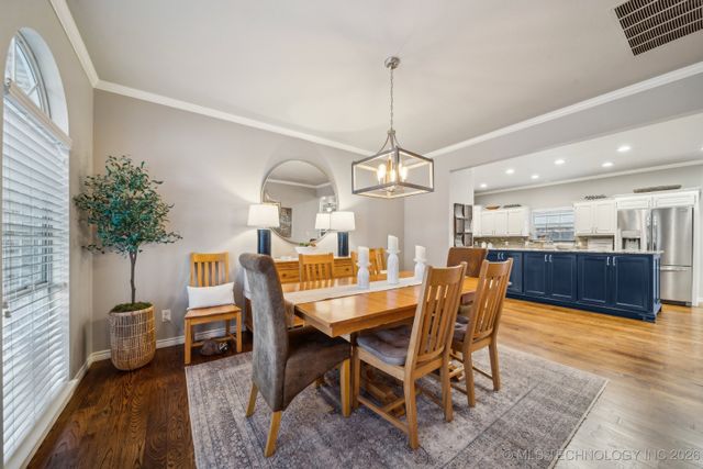 6904 E Galveston Street, Broken Arrow, OK 74014