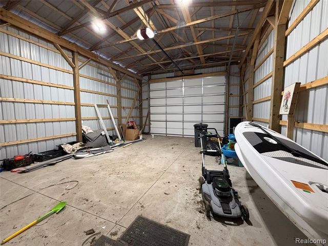 3529 Lakeview Drive, Ortonville, MI 48462