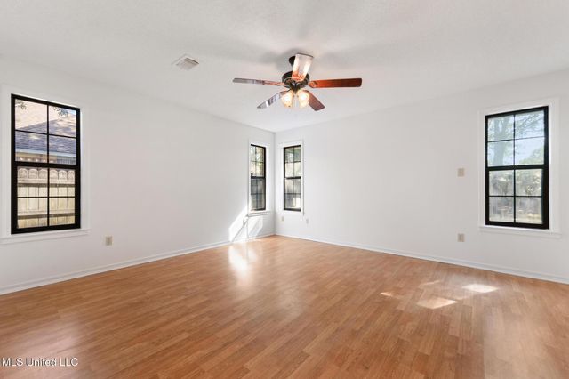 2517 Brighton Circle, Biloxi, MS 39531